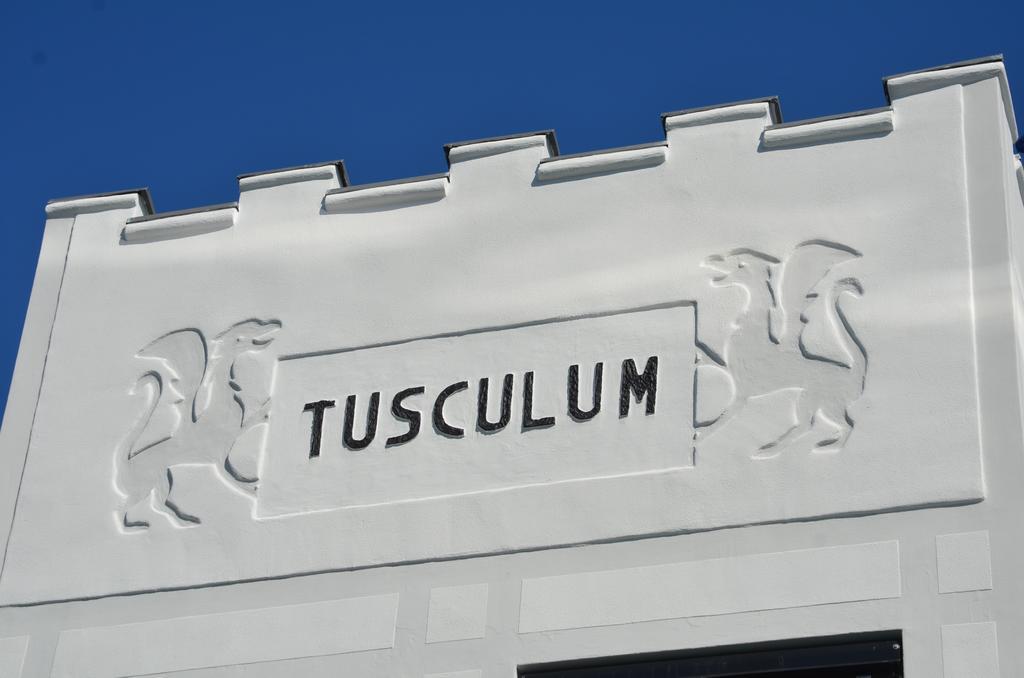 Tusculum In * Ostseebad Binz